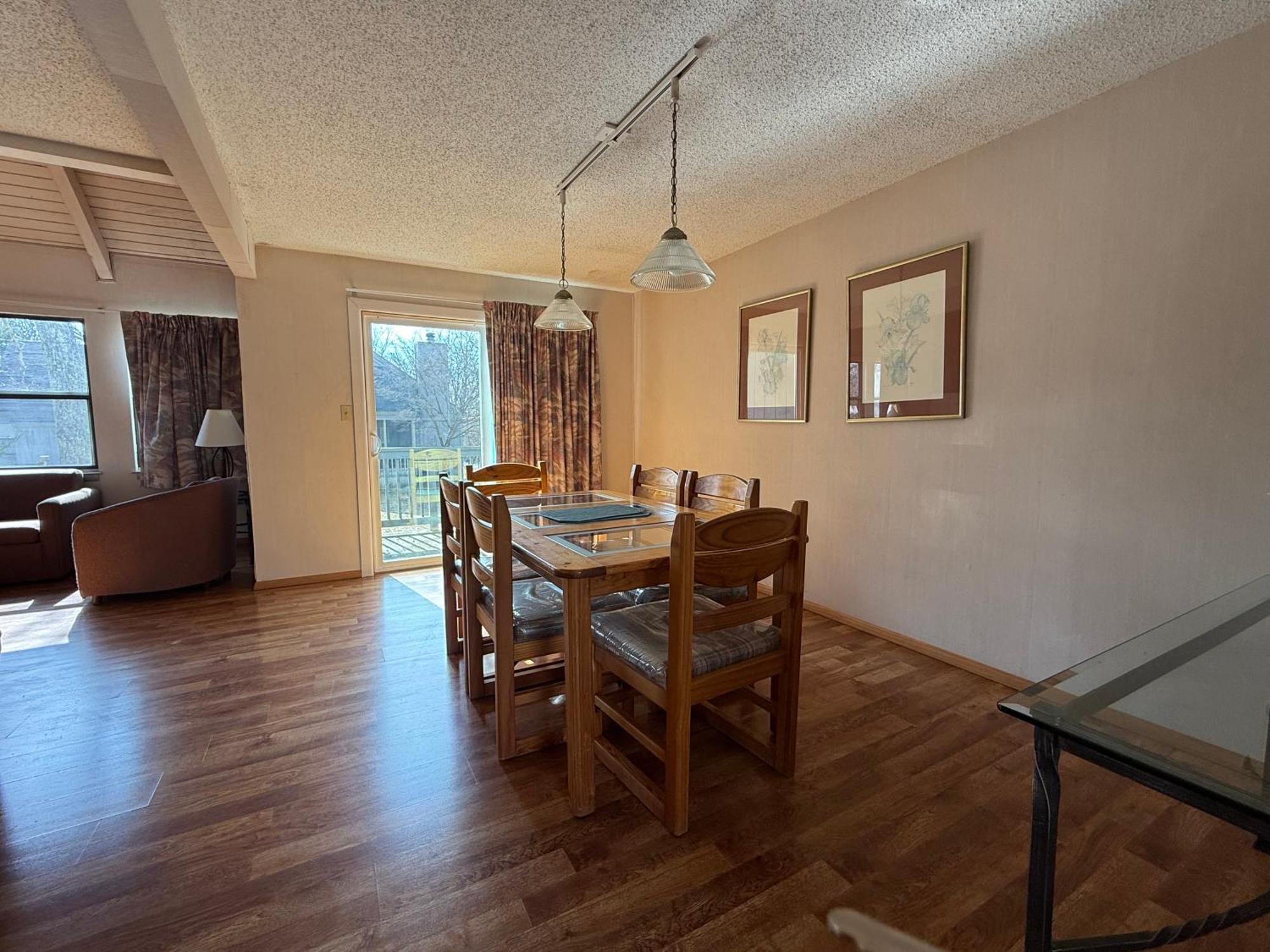 Eagle Village Resort Бушкил Екстериор снимка