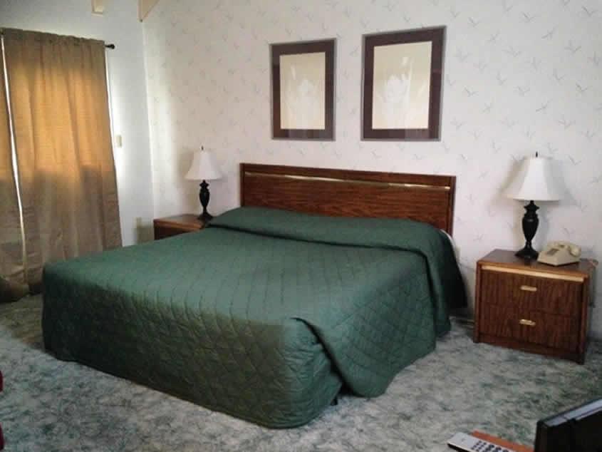 Eagle Village Resort Бушкил Екстериор снимка